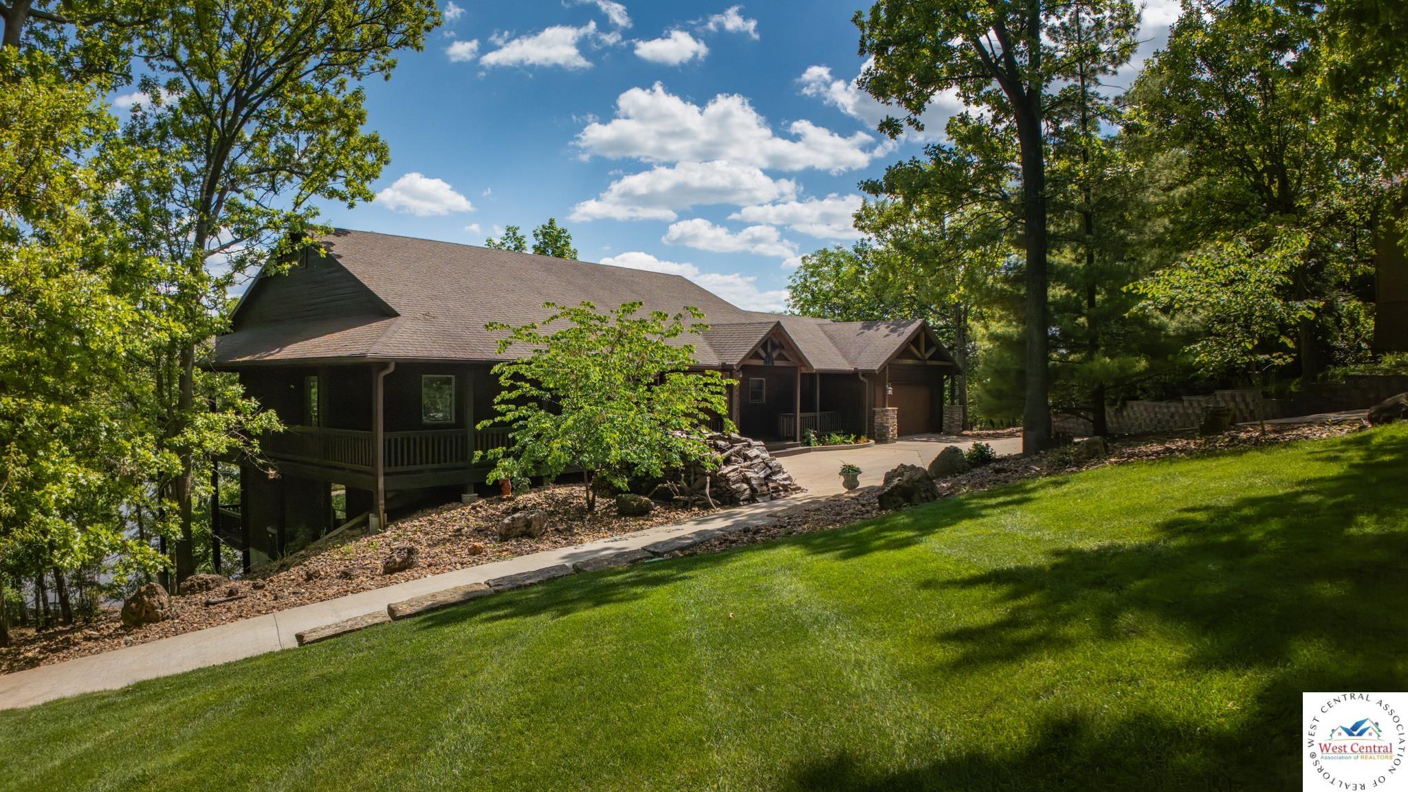Warsaw, Missouri, 65355, United States, 4 Bedrooms Bedrooms, ,4 BathroomsBathrooms,Residential,Active,2044141