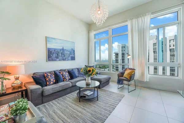 5445 COLLINS AVE # TS11, MIAMI BEACH, FL 33140, photo 4 of 11