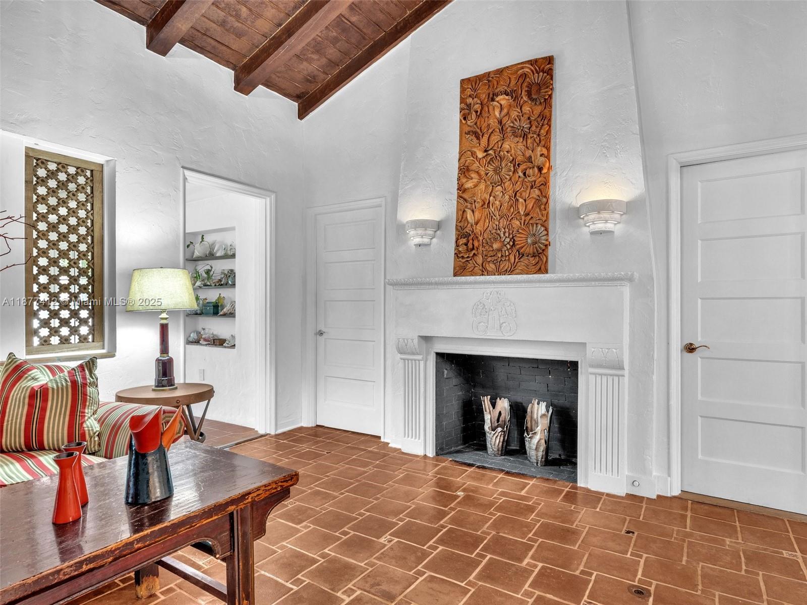 Hollywood, Florida, 33019, United States, 4 Bedrooms Bedrooms, ,6 BathroomsBathrooms,Residential,Active,1946512