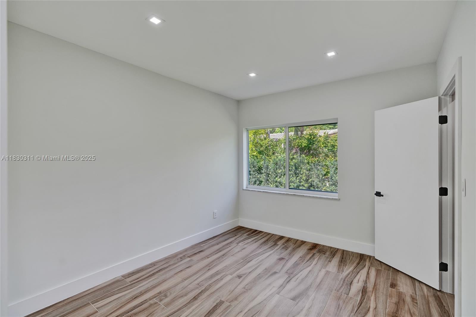 Miami, Florida, 33179, United States, 5 Bedrooms Bedrooms, ,5 BathroomsBathrooms,Residential,Active,1889008