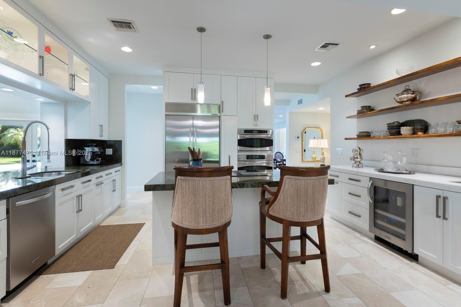 Pinecrest, Florida, 33156, United States, 4 Bedrooms Bedrooms, ,4 BathroomsBathrooms,Residential,Active,1944078