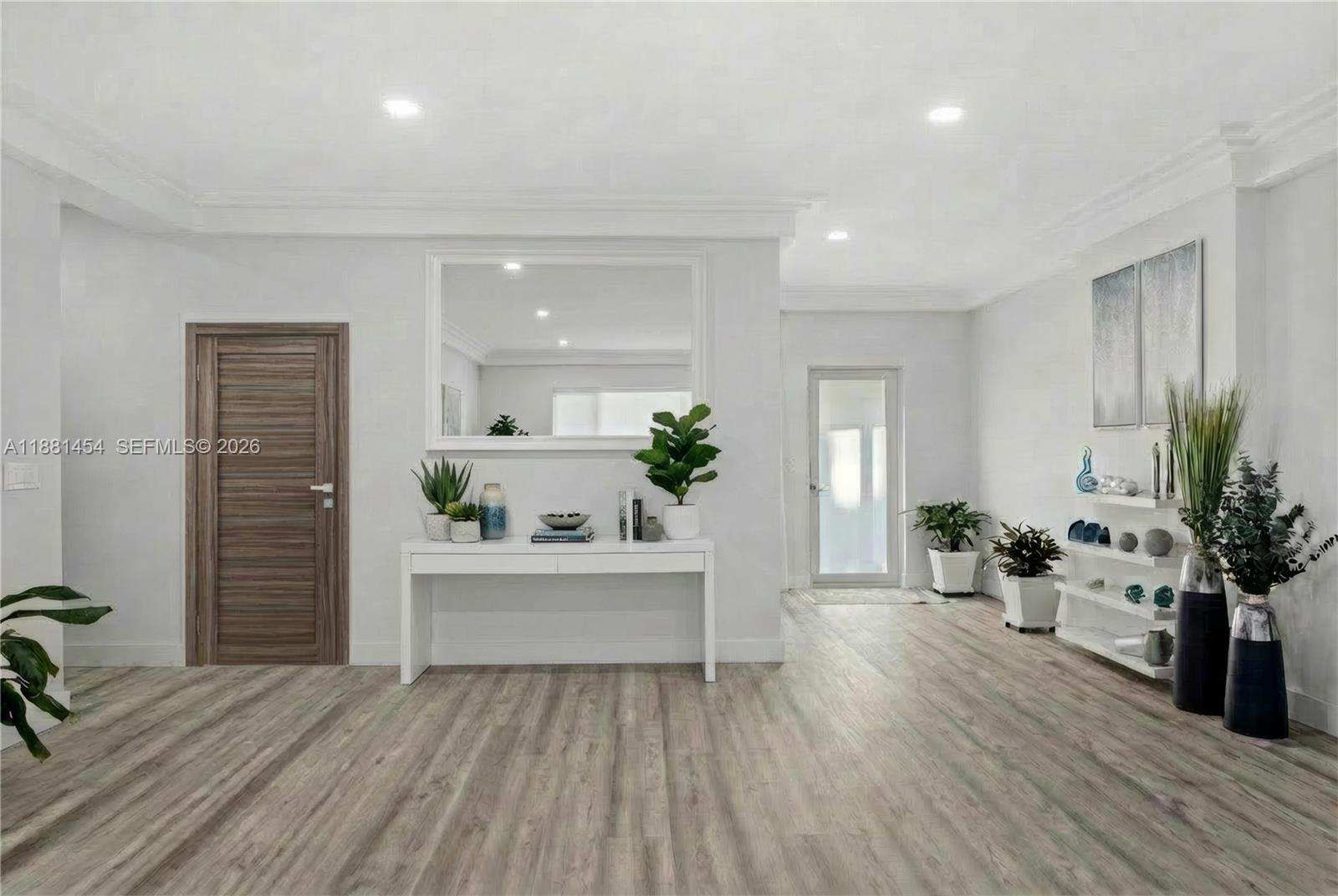 Hollywood, Florida, 33019, United States, 3 Bedrooms Bedrooms, ,3 BathroomsBathrooms,Residential,Active,1998579