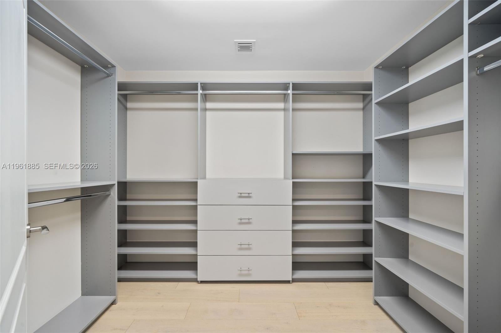 Hollywood, Florida, 33019, United States, 3 Bedrooms Bedrooms, ,4 BathroomsBathrooms,Residential,Active,2016727