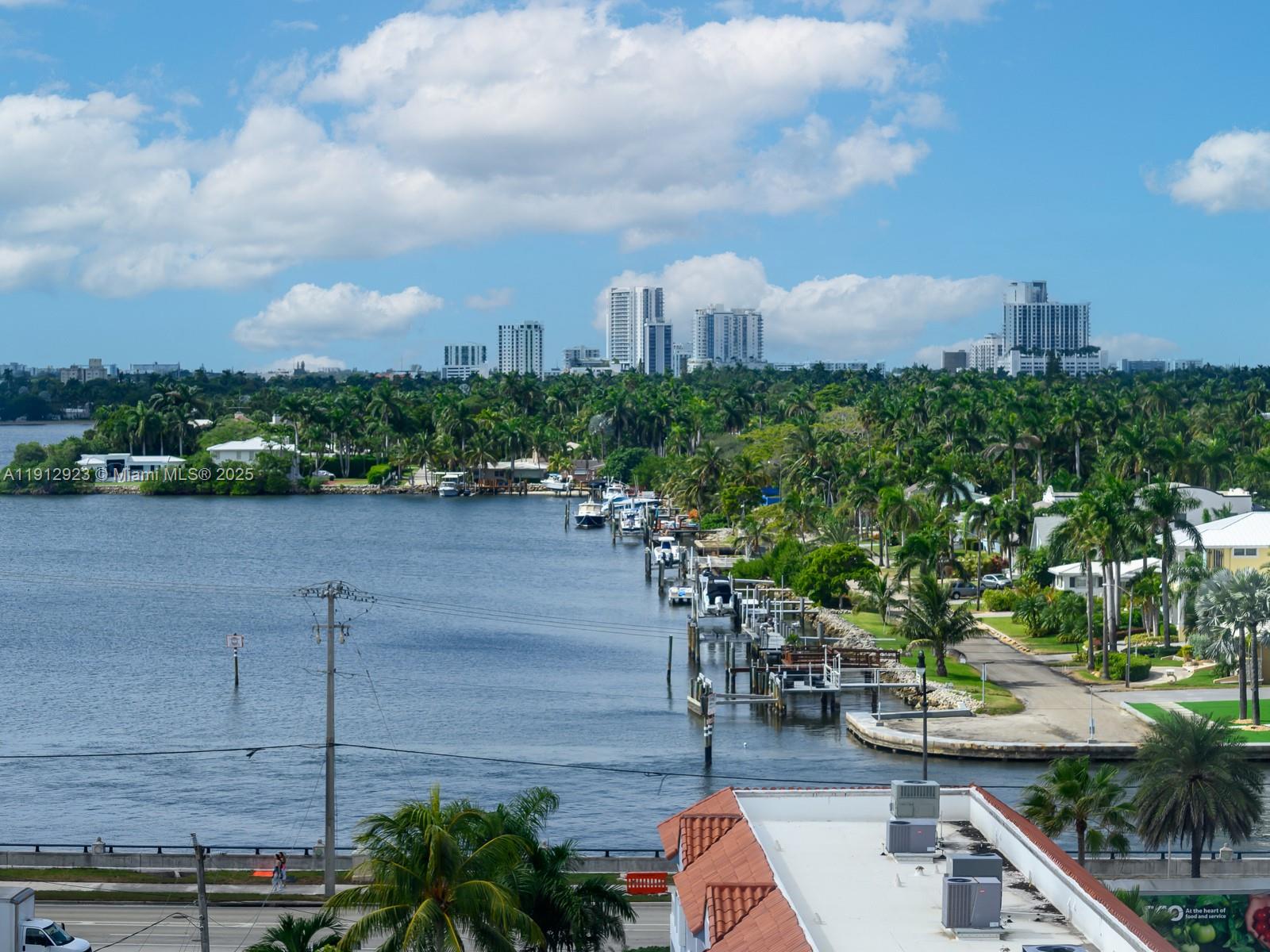 Hollywood, Florida, 33019, United States, 3 Bedrooms Bedrooms, ,3 BathroomsBathrooms,Residential,Active,1992553