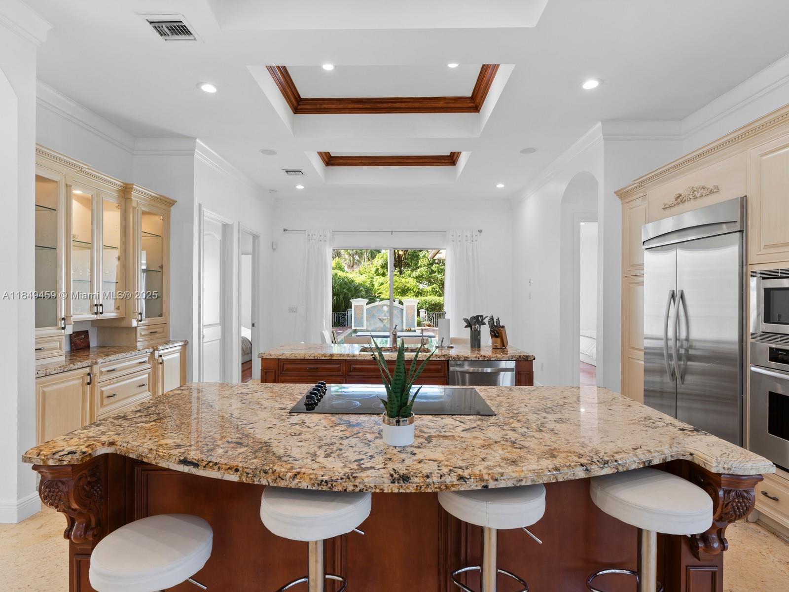 Hollywood, Florida, 33019, United States, 5 Bedrooms Bedrooms, ,3 BathroomsBathrooms,Residential,Active,1904697