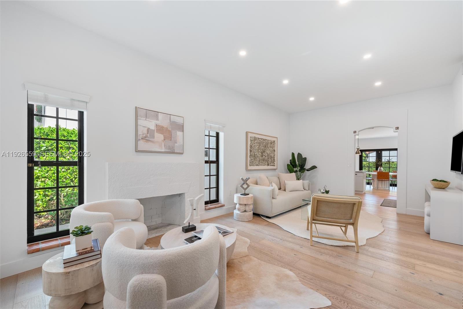 Coral Gables, Florida, 33134, United States, 3 Bedrooms Bedrooms, ,2 BathroomsBathrooms,Residential,Active,2002662