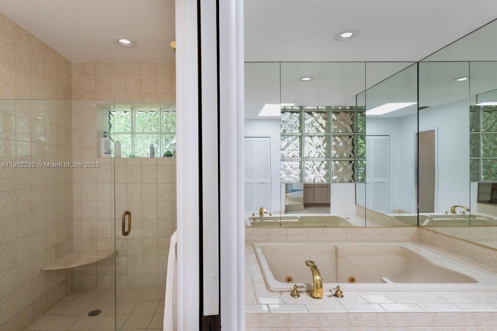 Pinecrest, Florida, 33156, United States, 4 Bedrooms Bedrooms, ,3 BathroomsBathrooms,Residential,Active,1969653