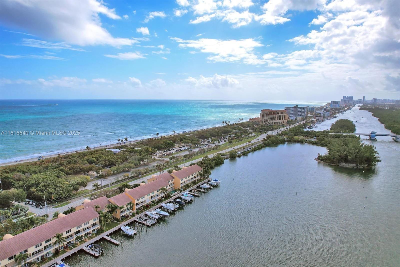 Hollywood, Florida, 33019, United States, 3 Bedrooms Bedrooms, ,4 BathroomsBathrooms,Residential,Active,1852751