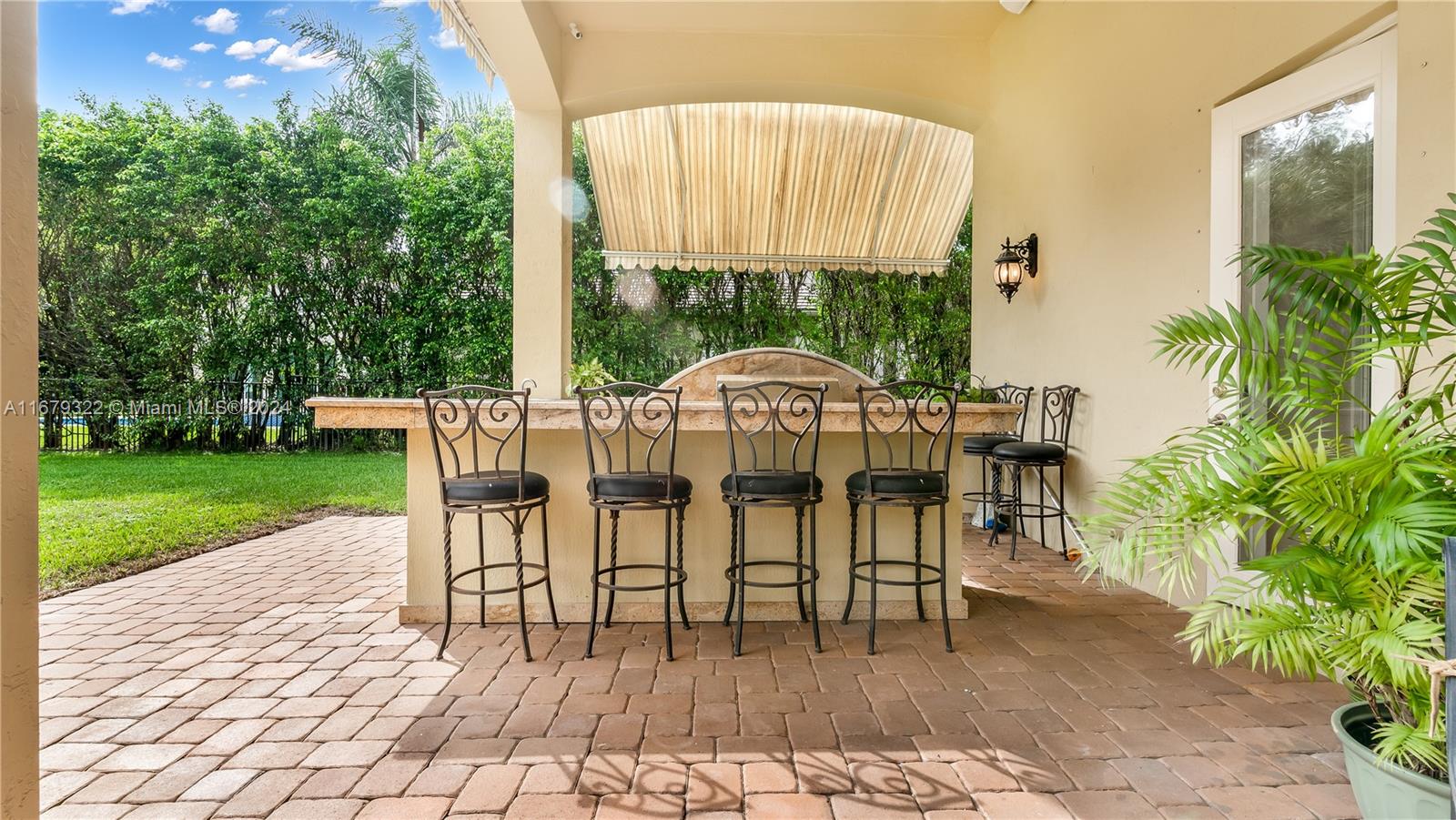 Davie, Florida, 33330, United States, ,6 BathroomsBathrooms,Residential,Active,1704070