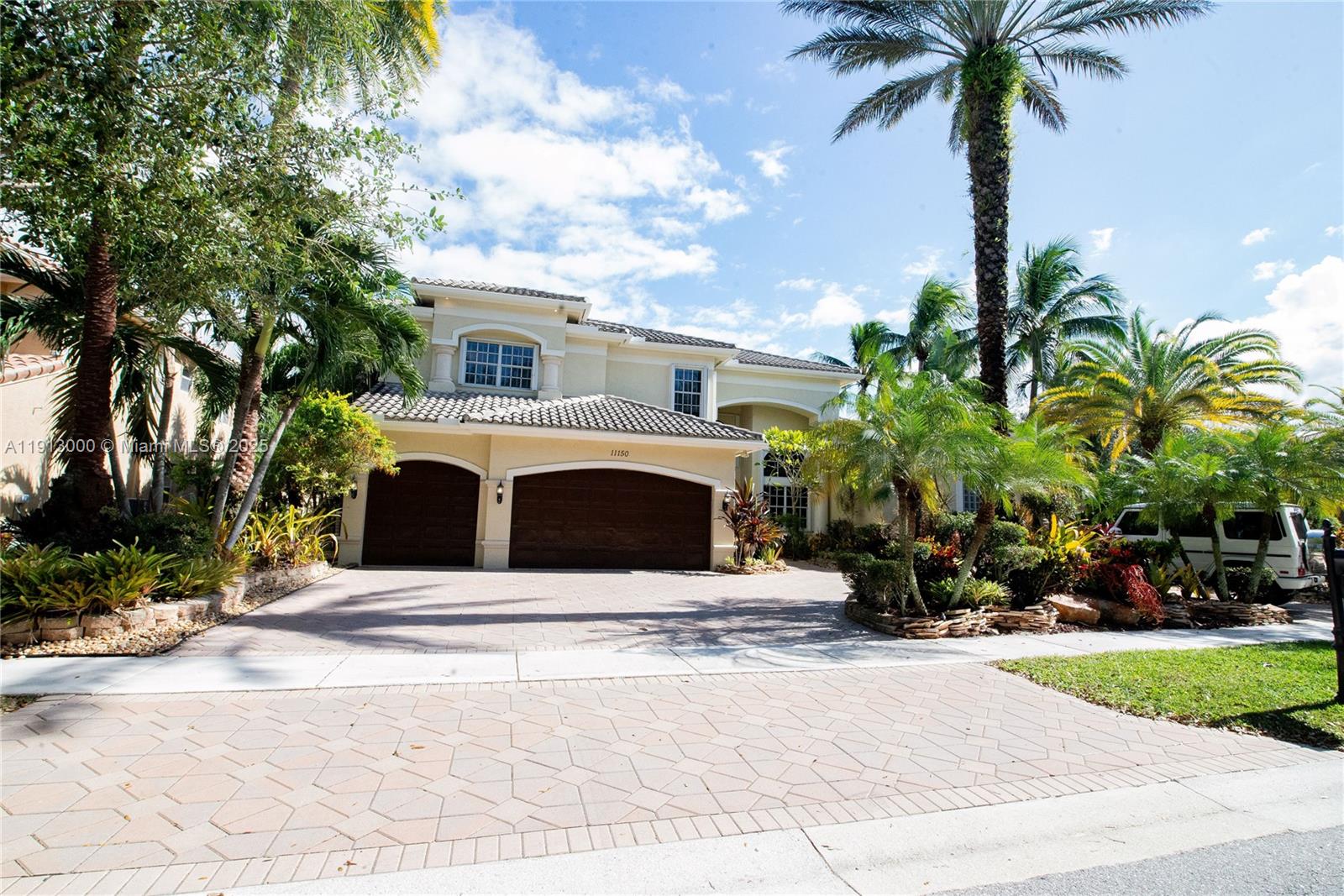 Boynton Beach, Florida, 33473, United States, 5 Bedrooms Bedrooms, ,5 BathroomsBathrooms,Residential,Active,1990581