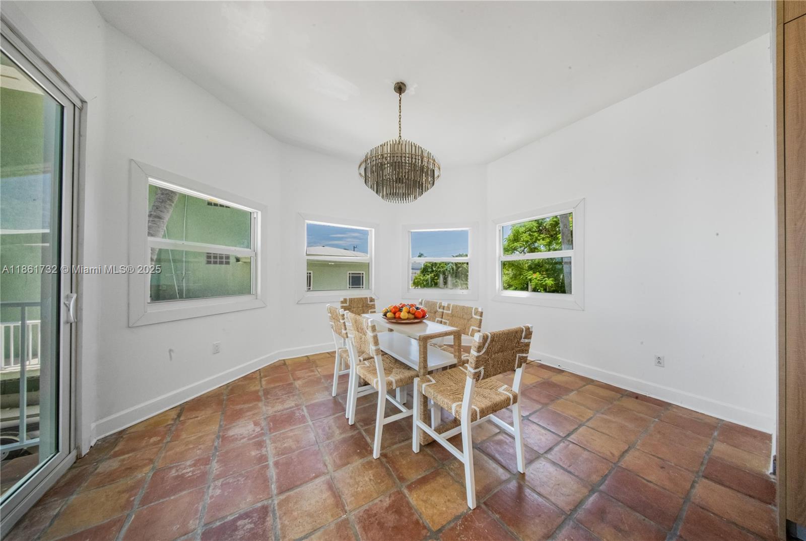 Islamorada, Florida, 33036, United States, 3 Bedrooms Bedrooms, ,4 BathroomsBathrooms,Residential,Active,1920260