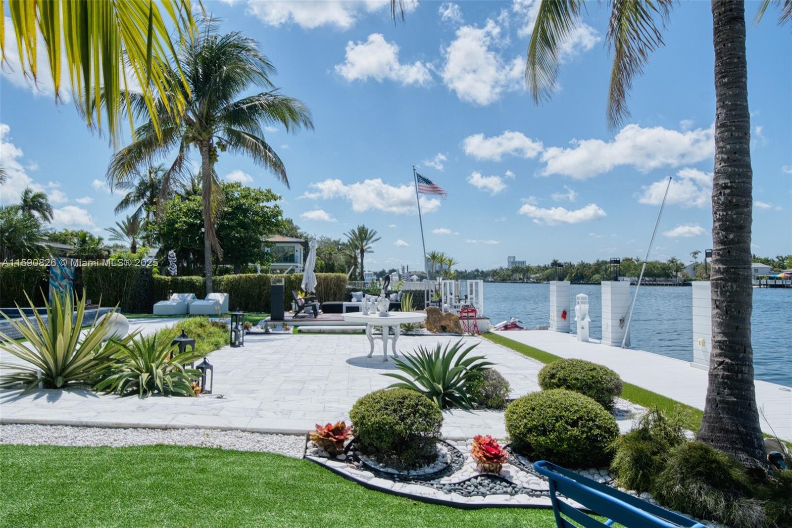 Hollywood, Florida, 33019, United States, 6 Bedrooms Bedrooms, ,6 BathroomsBathrooms,Residential,Pending,1756815
