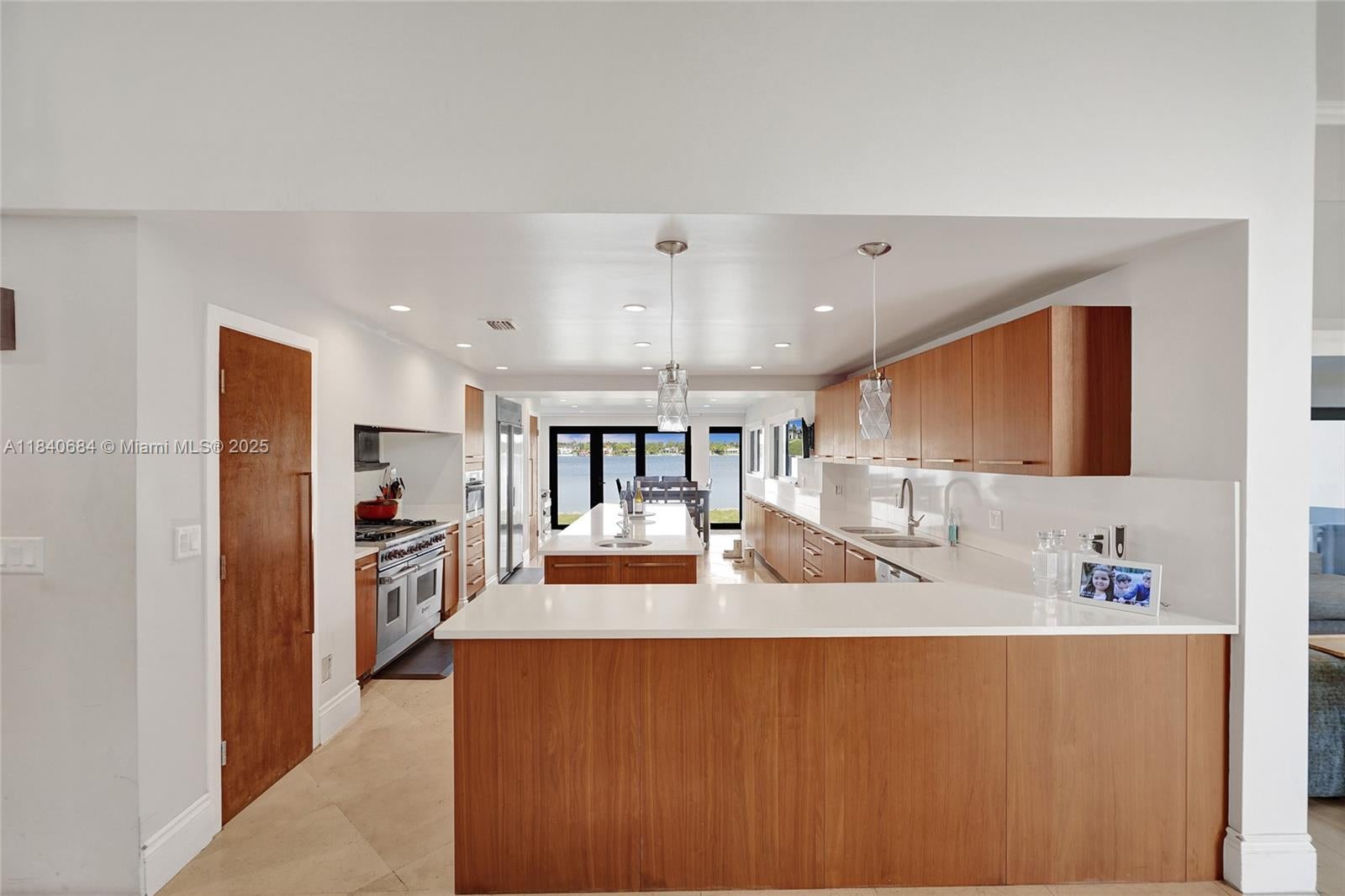 Miami, Florida, 33176, United States, 6 Bedrooms Bedrooms, ,4 BathroomsBathrooms,Residential,Active,1892592