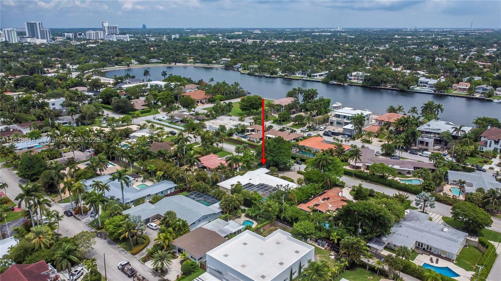 Hollywood, Florida, 33019, United States, 4 Bedrooms Bedrooms, ,4 BathroomsBathrooms,Residential,Active,1892394