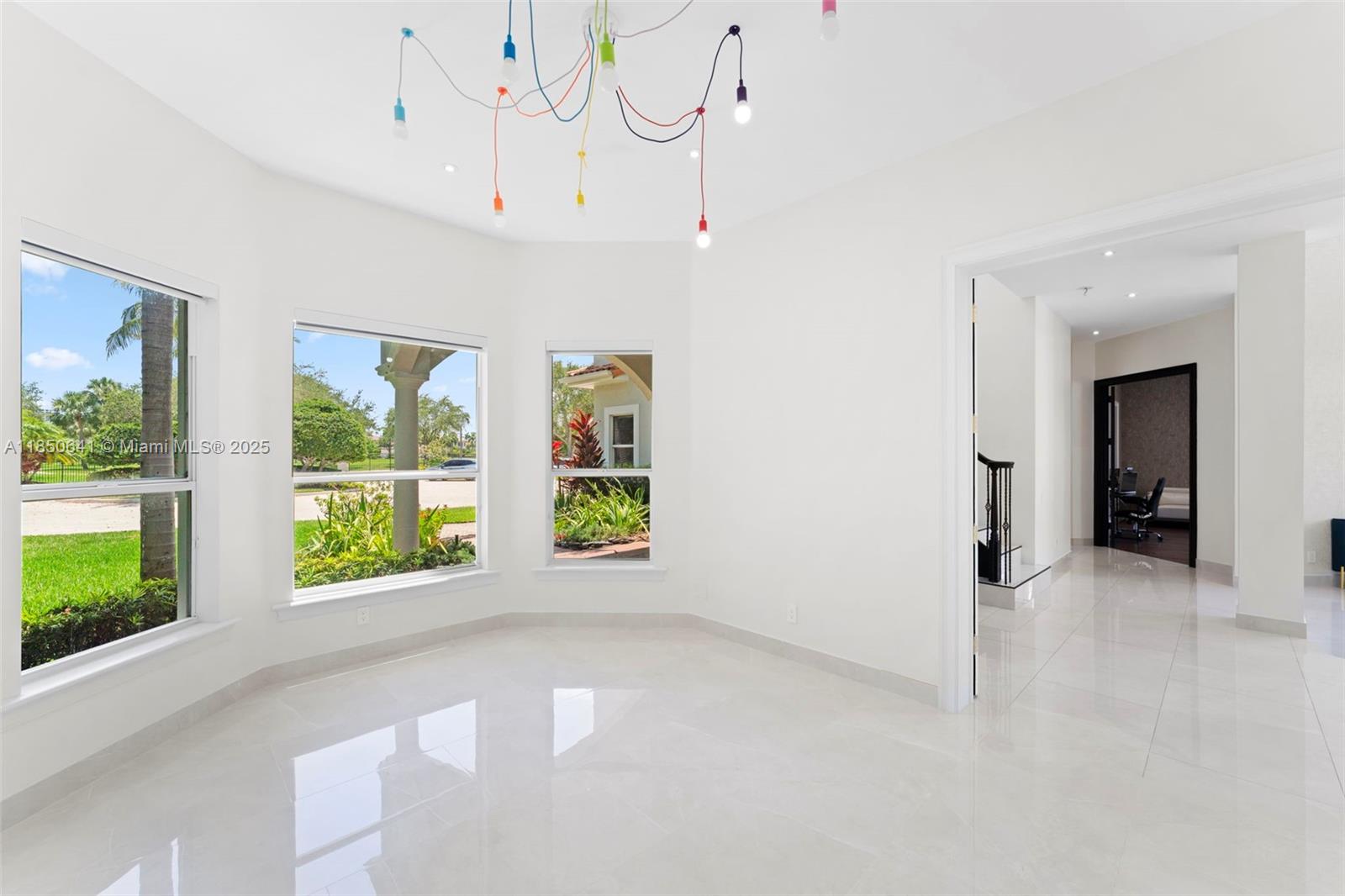 Hollywood, Florida, 33019, United States, 6 Bedrooms Bedrooms, ,6 BathroomsBathrooms,Residential,Active,1905103