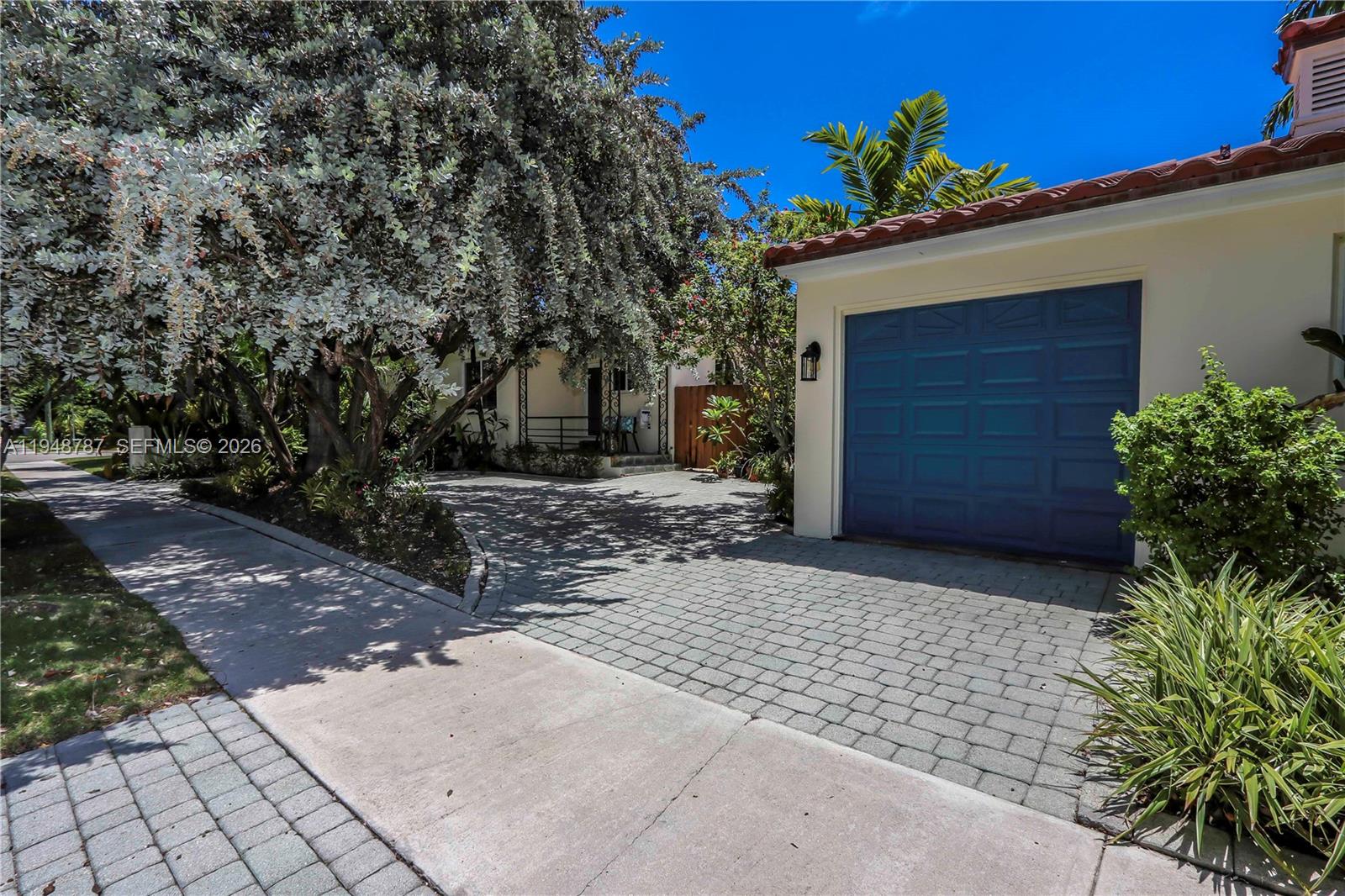 Hollywood, Florida, 33019, United States, 4 Bedrooms Bedrooms, ,4 BathroomsBathrooms,Residential,Active,2011455