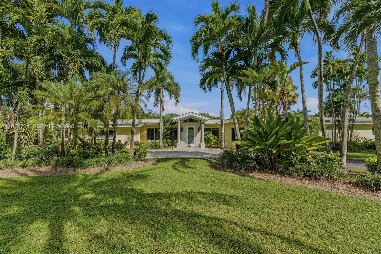 Miami, Florida, 33143, United States, 4 Bedrooms Bedrooms, ,4 BathroomsBathrooms,Residential,Active,1999929