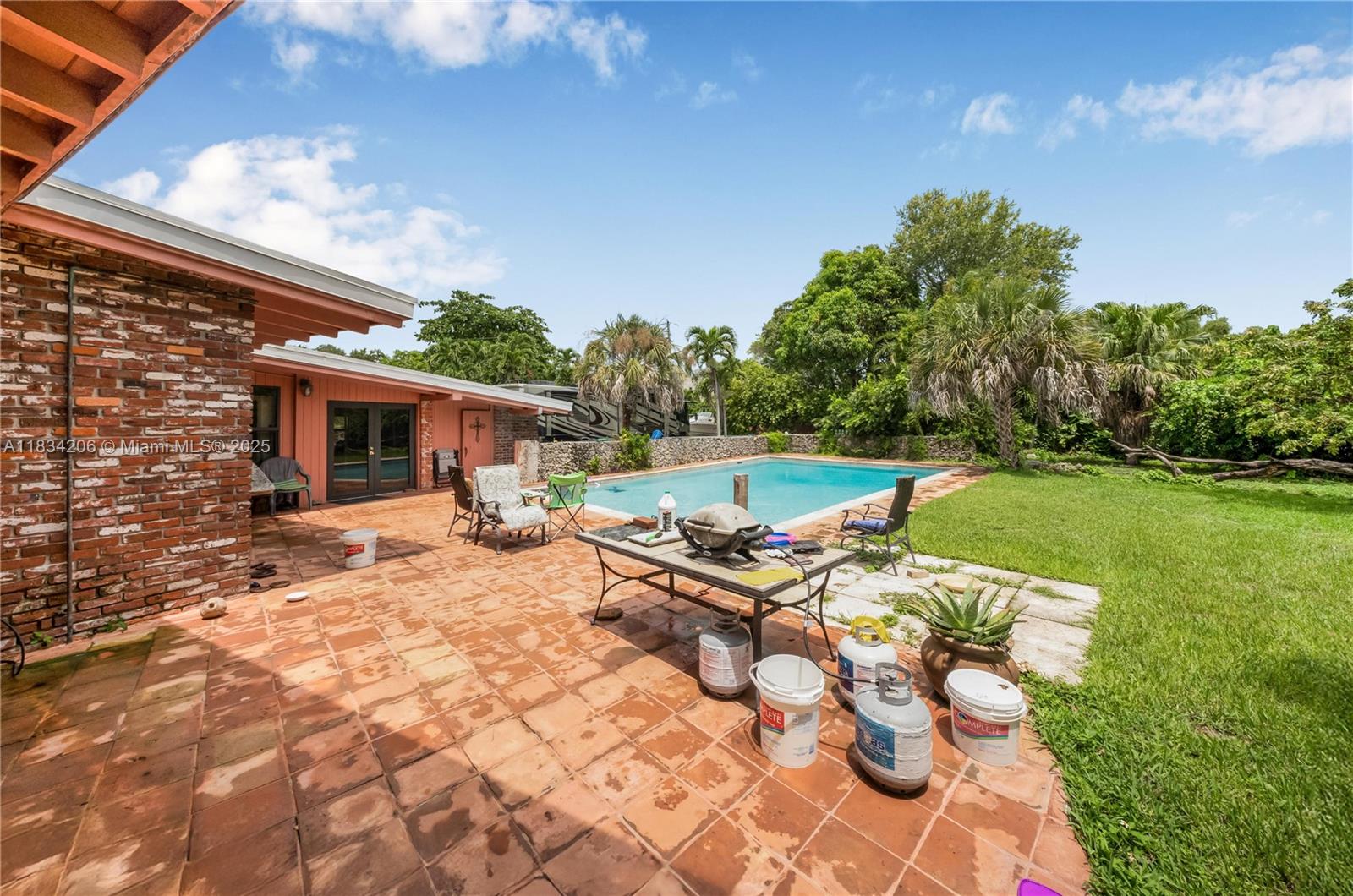 Pinecrest, Florida, 33156, United States, 3 Bedrooms Bedrooms, ,2 BathroomsBathrooms,Residential,Active,1884905