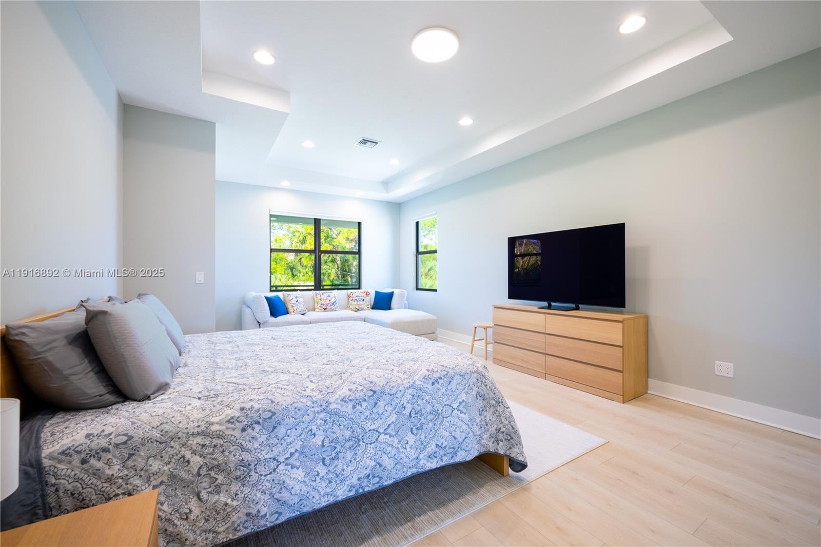 Palm Beach Gardens, Florida, 33418, United States, 5 Bedrooms Bedrooms, ,5 BathroomsBathrooms,Residential,Active,1995255