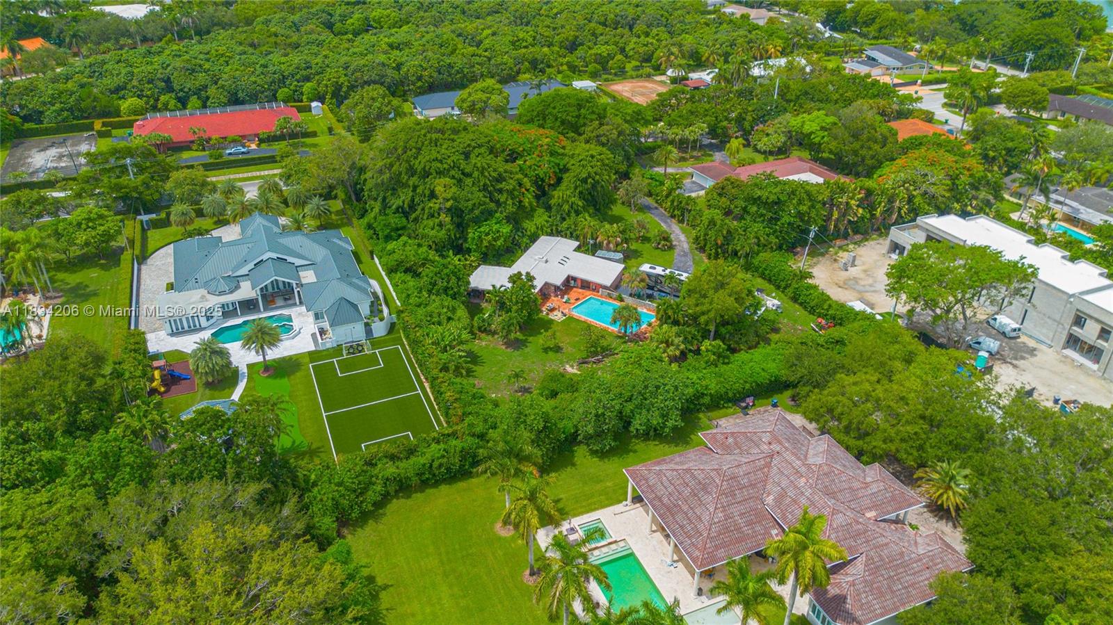 Pinecrest, Florida, 33156, United States, 3 Bedrooms Bedrooms, ,2 BathroomsBathrooms,Residential,Active,1884905