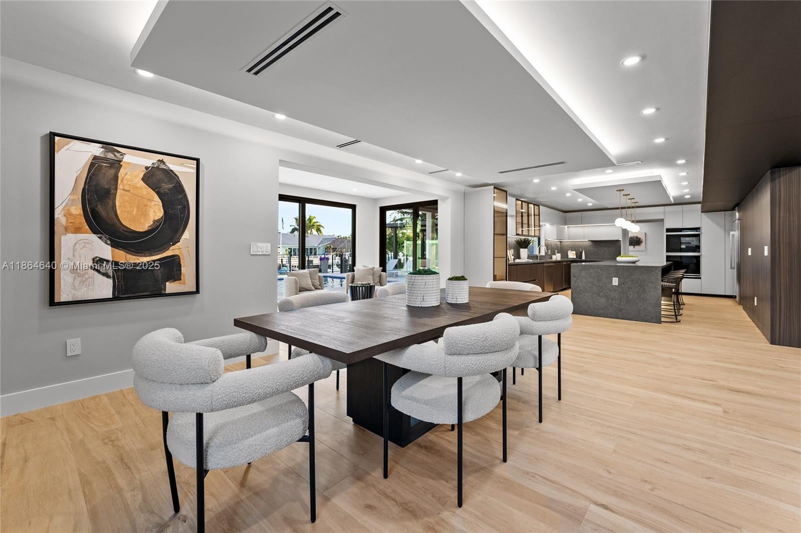 Fort Lauderdale, Florida, 33308, United States, 5 Bedrooms Bedrooms, ,4 BathroomsBathrooms,Residential,Active,1927651