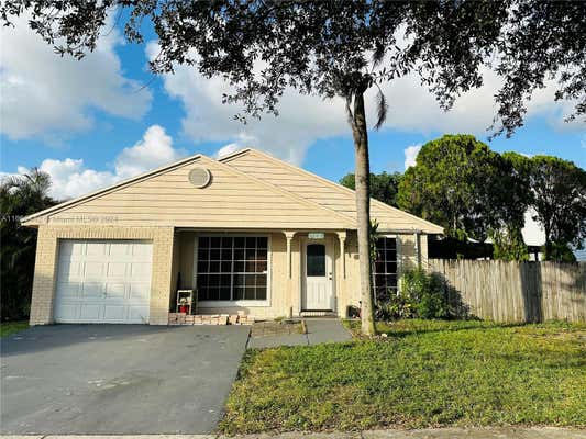 8615 SW 15TH ST, PEMBROKE PINES, FL 33025 - Image 1