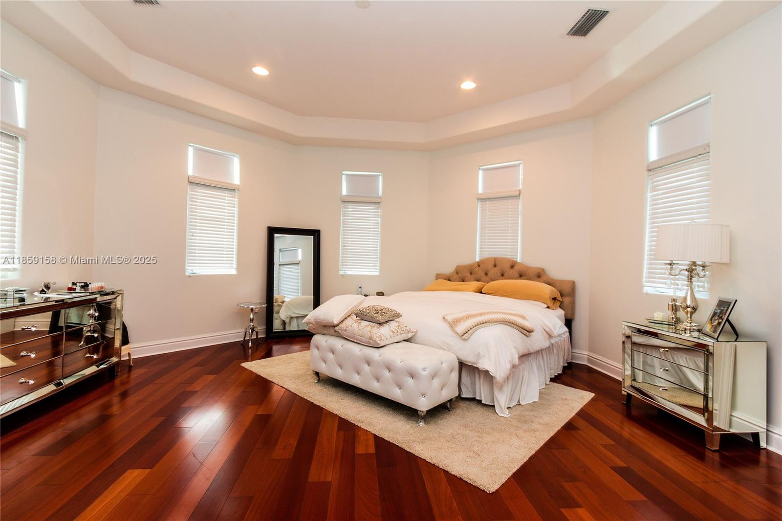Pinecrest, Florida, 33156, United States, 4 Bedrooms Bedrooms, ,5 BathroomsBathrooms,Residential,Active,1914574