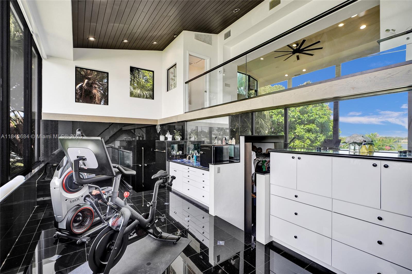 Miami, Florida, 33176, United States, 6 Bedrooms Bedrooms, ,4 BathroomsBathrooms,Residential,Active,1892592