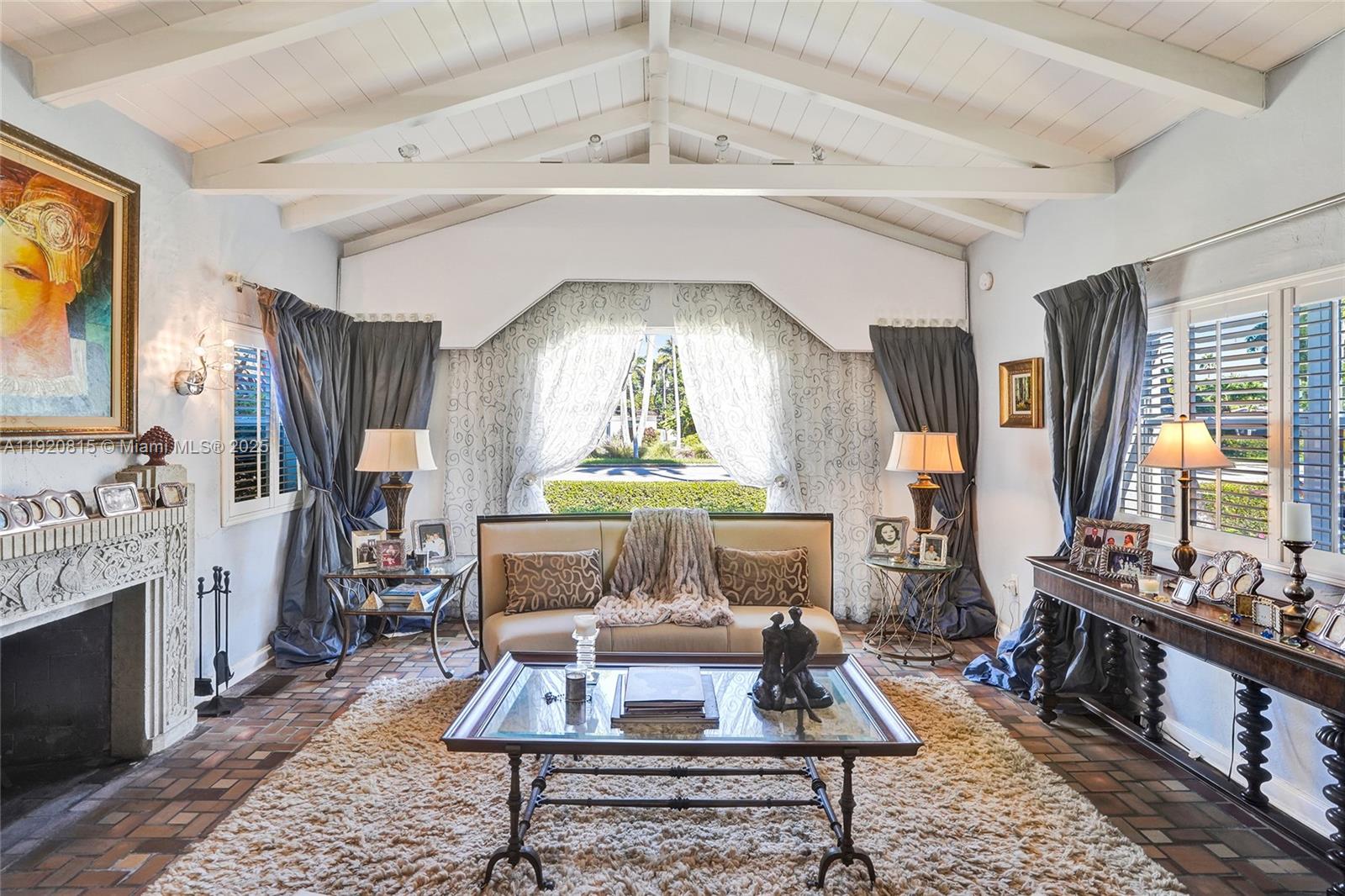 Hollywood, Florida, 33019, United States, 4 Bedrooms Bedrooms, ,4 BathroomsBathrooms,Residential,Active,1997890