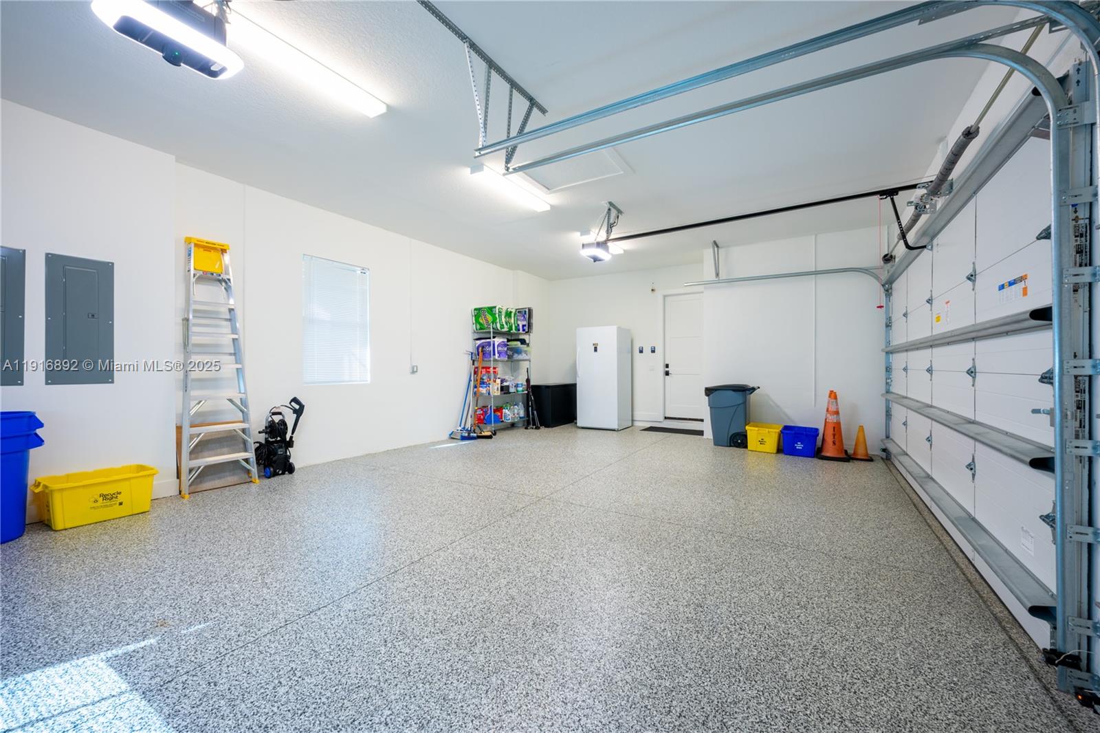 Palm Beach Gardens, Florida, 33418, United States, 5 Bedrooms Bedrooms, ,5 BathroomsBathrooms,Residential,Active,1995255