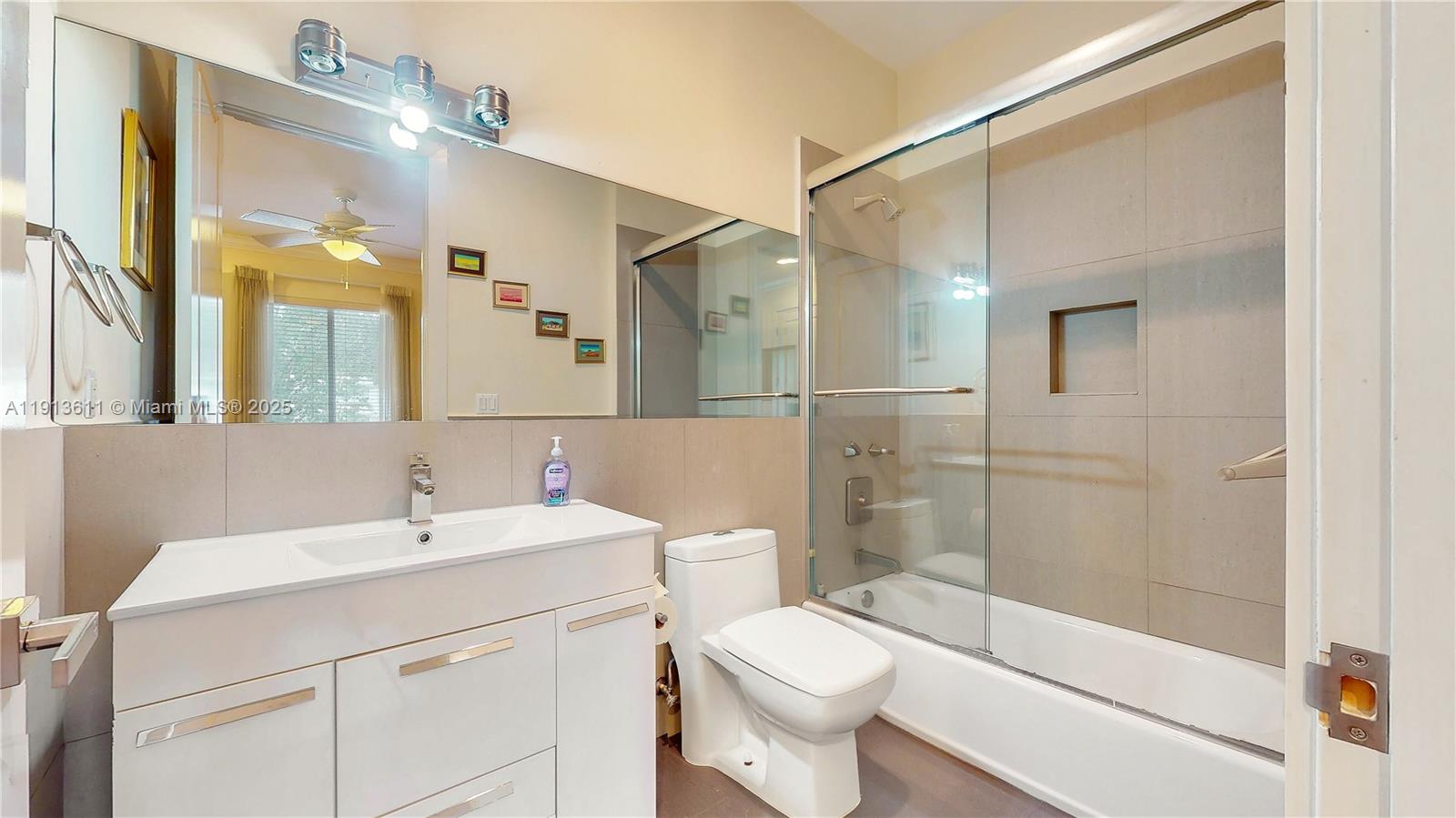 Miami, Florida, 33176, United States, 4 Bedrooms Bedrooms, ,4 BathroomsBathrooms,Residential,Active,1993953