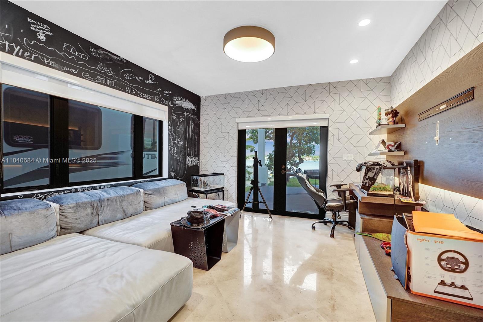 Miami, Florida, 33176, United States, 6 Bedrooms Bedrooms, ,4 BathroomsBathrooms,Residential,Active,1892592