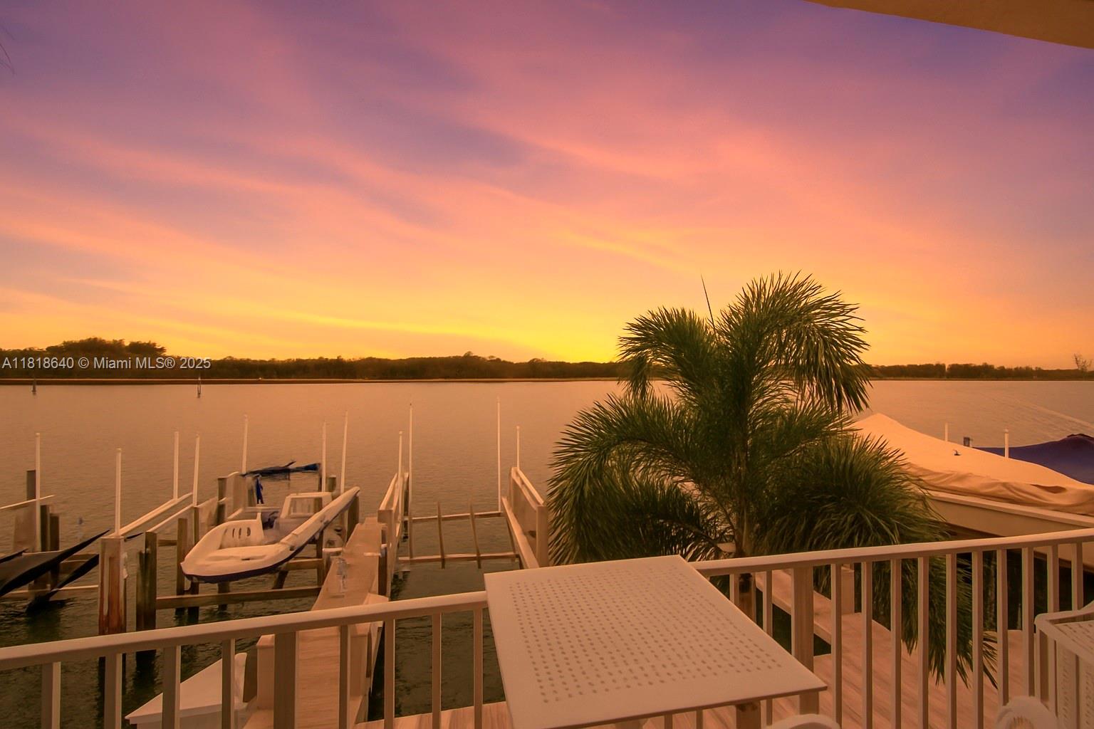 Hollywood, Florida, 33019, United States, 3 Bedrooms Bedrooms, ,4 BathroomsBathrooms,Residential,Active,1852751