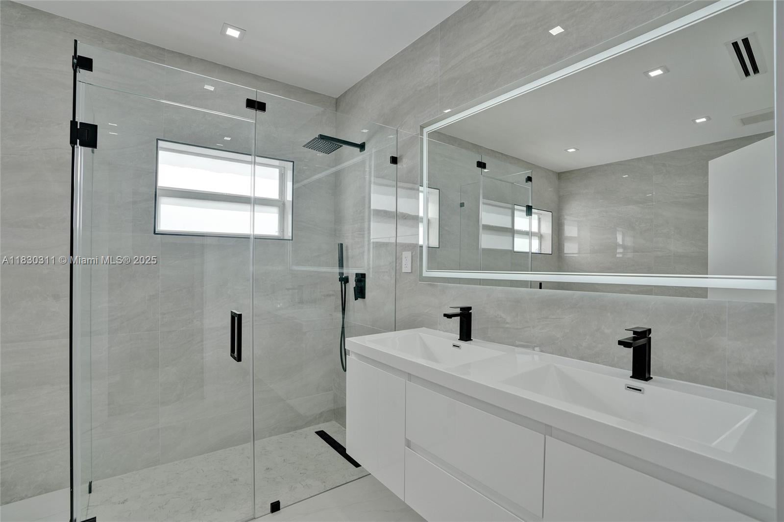 Miami, Florida, 33179, United States, 5 Bedrooms Bedrooms, ,5 BathroomsBathrooms,Residential,Active,1889008