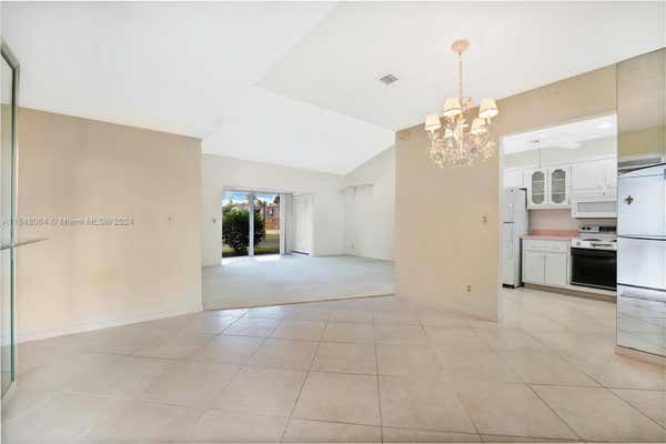 2532 BOUNDBROOK DR S APT 104, PALM SPRINGS, FL 33406, photo 4 of 28