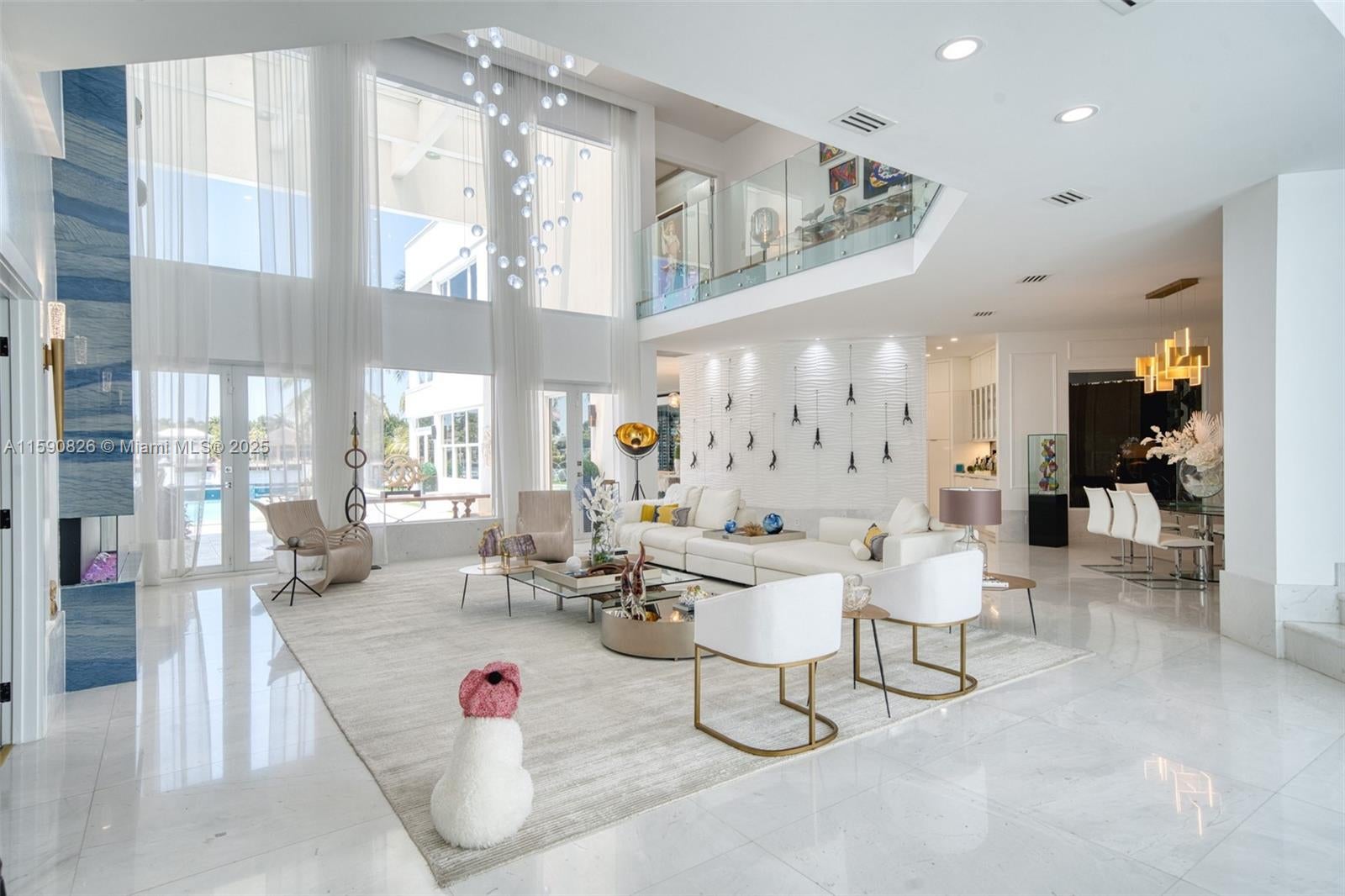 Hollywood, Florida, 33019, United States, 6 Bedrooms Bedrooms, ,6 BathroomsBathrooms,Residential,Pending,1756815