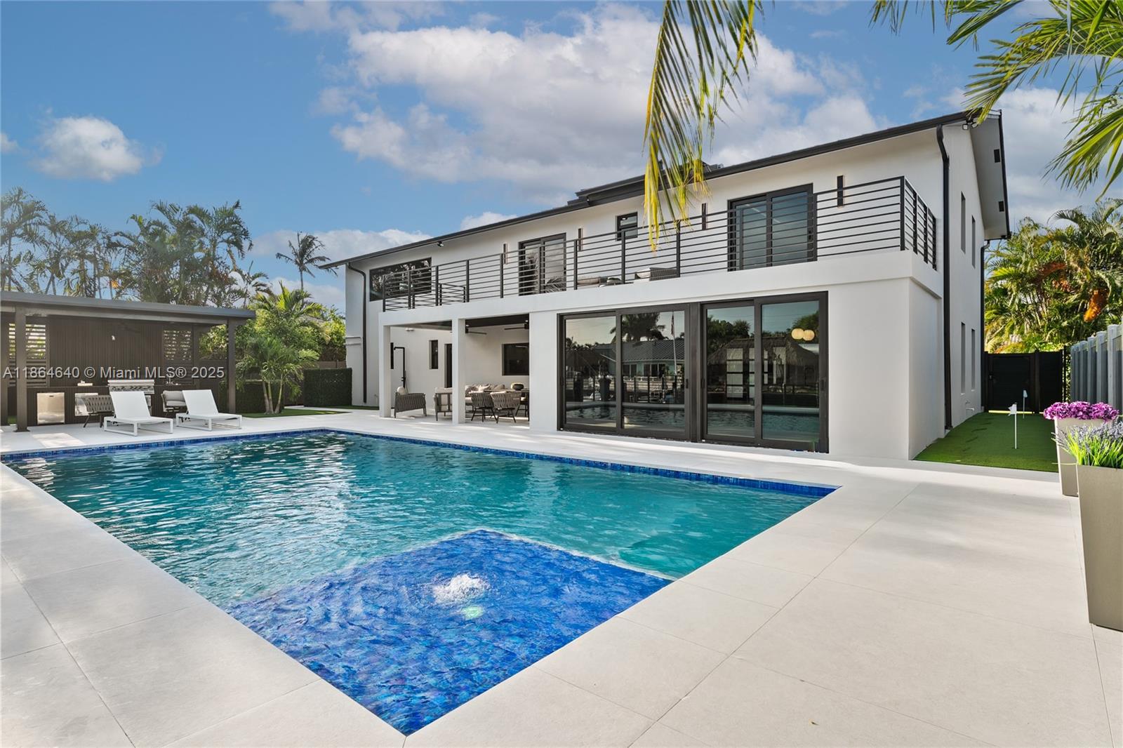 Fort Lauderdale, Florida, 33308, United States, 5 Bedrooms Bedrooms, ,4 BathroomsBathrooms,Residential,Active,1927651