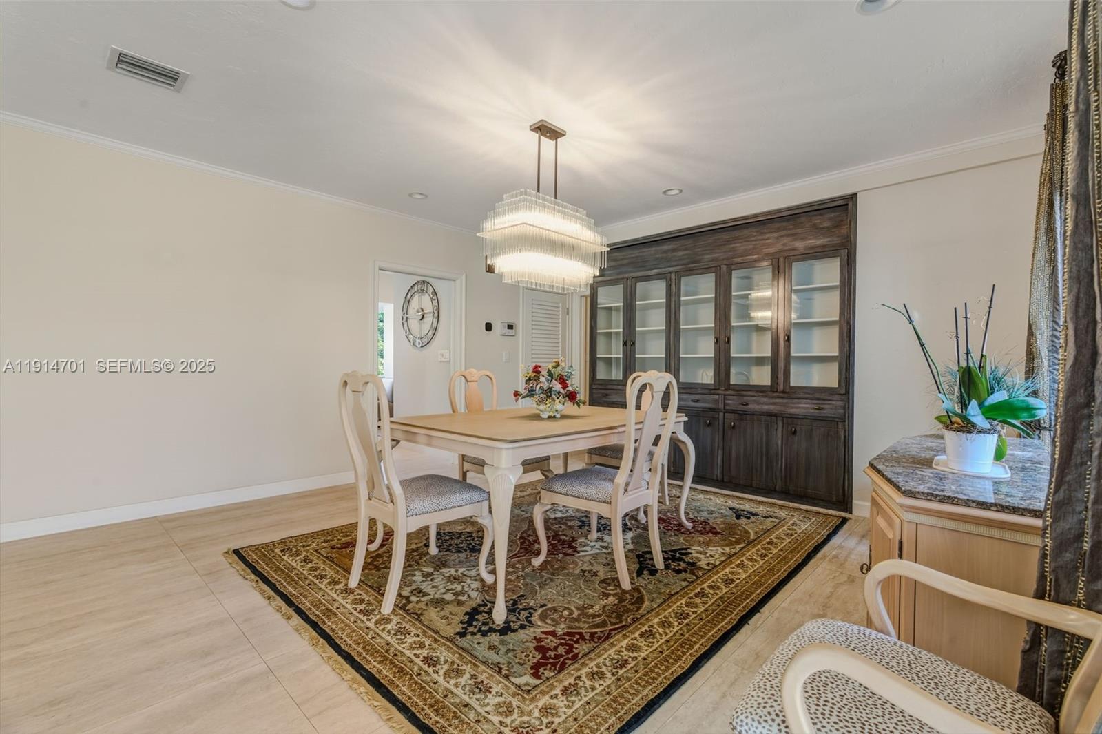 Miami, Florida, 33143, United States, 4 Bedrooms Bedrooms, ,4 BathroomsBathrooms,Residential,Active,1999929