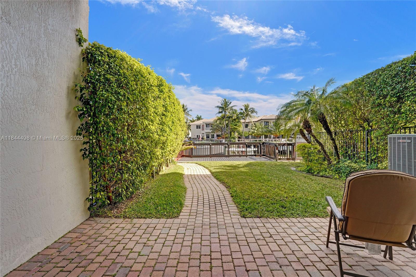 Hollywood, Florida, 33019, United States, 3 Bedrooms Bedrooms, ,2 BathroomsBathrooms,Residential,Active,1897997