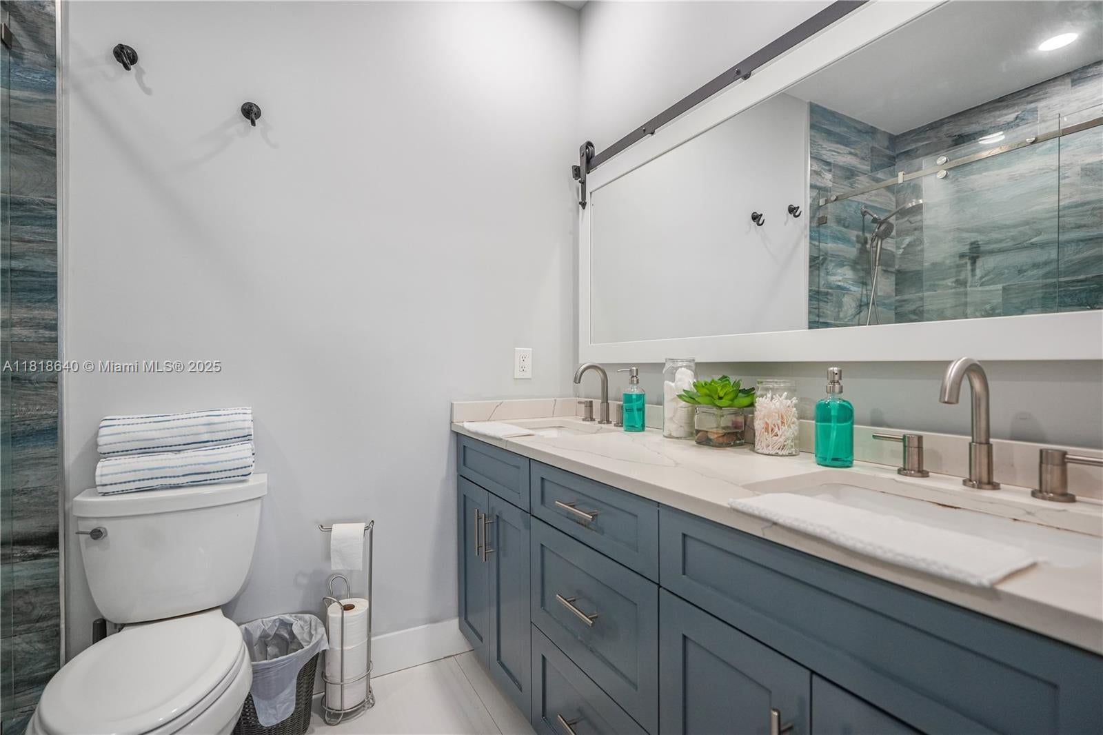 Hollywood, Florida, 33019, United States, 3 Bedrooms Bedrooms, ,4 BathroomsBathrooms,Residential,Active,1852751