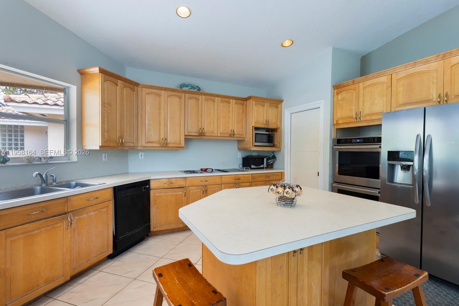 Pinecrest, Florida, 33156, United States, 5 Bedrooms Bedrooms, ,4 BathroomsBathrooms,Residential,Active,2015225