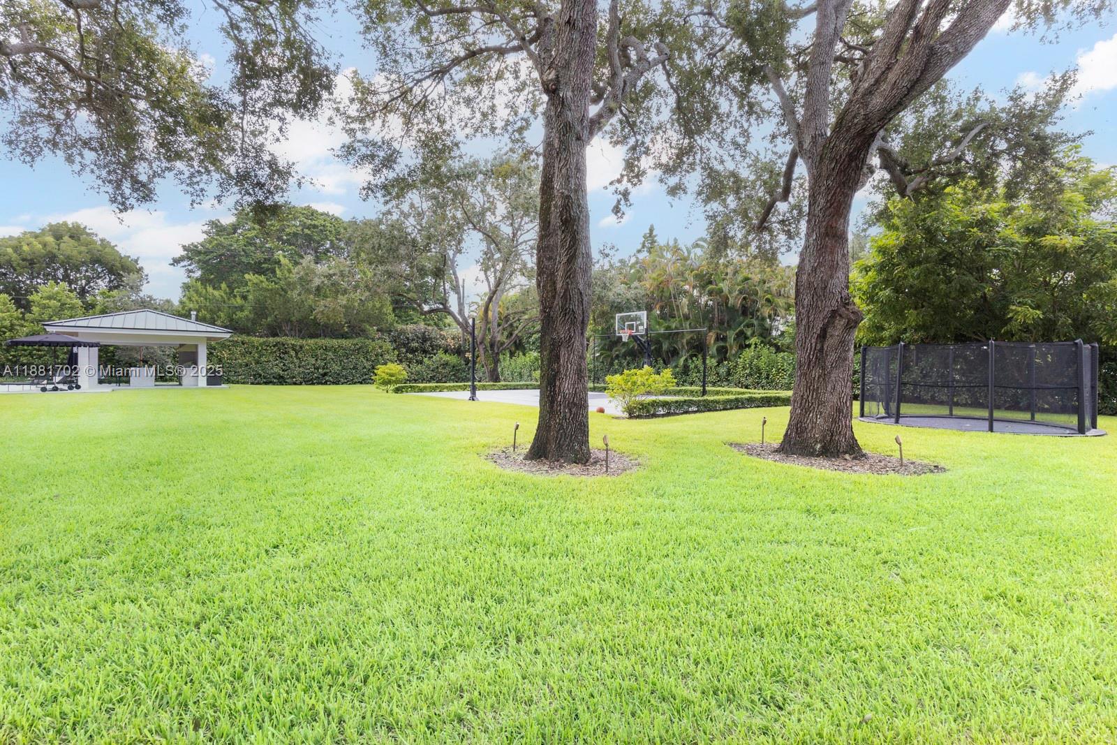 Pinecrest, Florida, 33156, United States, 5 Bedrooms Bedrooms, ,6 BathroomsBathrooms,Residential,Active,1945522