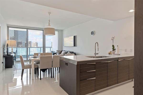 200 BISCAYNE BOULEVARD WAY APT 3514, MIAMI, FL 33131 - Image 1