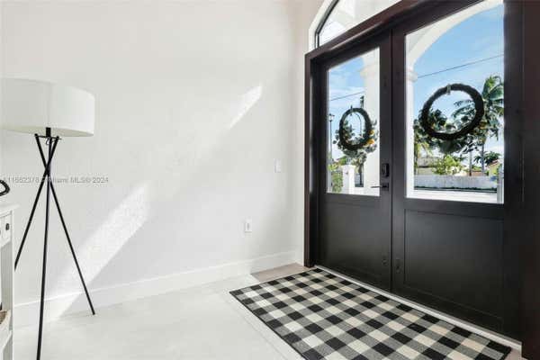 674 NW 127TH AVE, MIAMI, FL 33182, photo 4 of 51