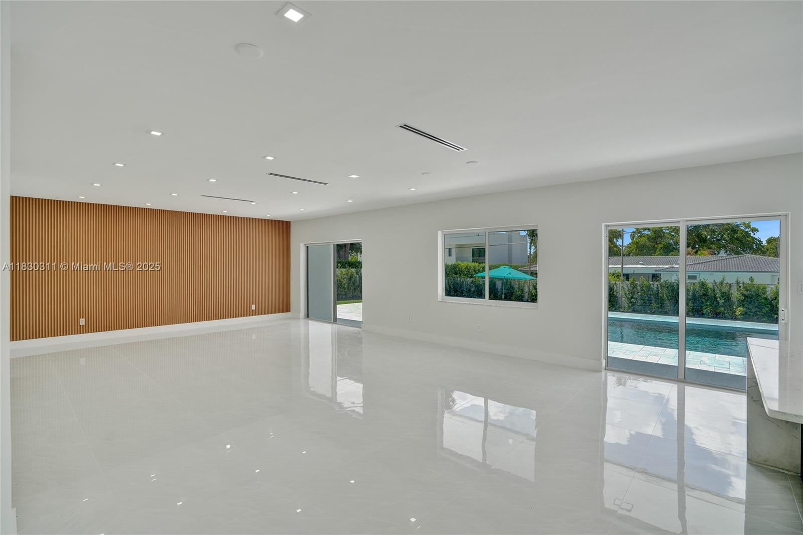 Miami, Florida, 33179, United States, 5 Bedrooms Bedrooms, ,5 BathroomsBathrooms,Residential,Active,1889008