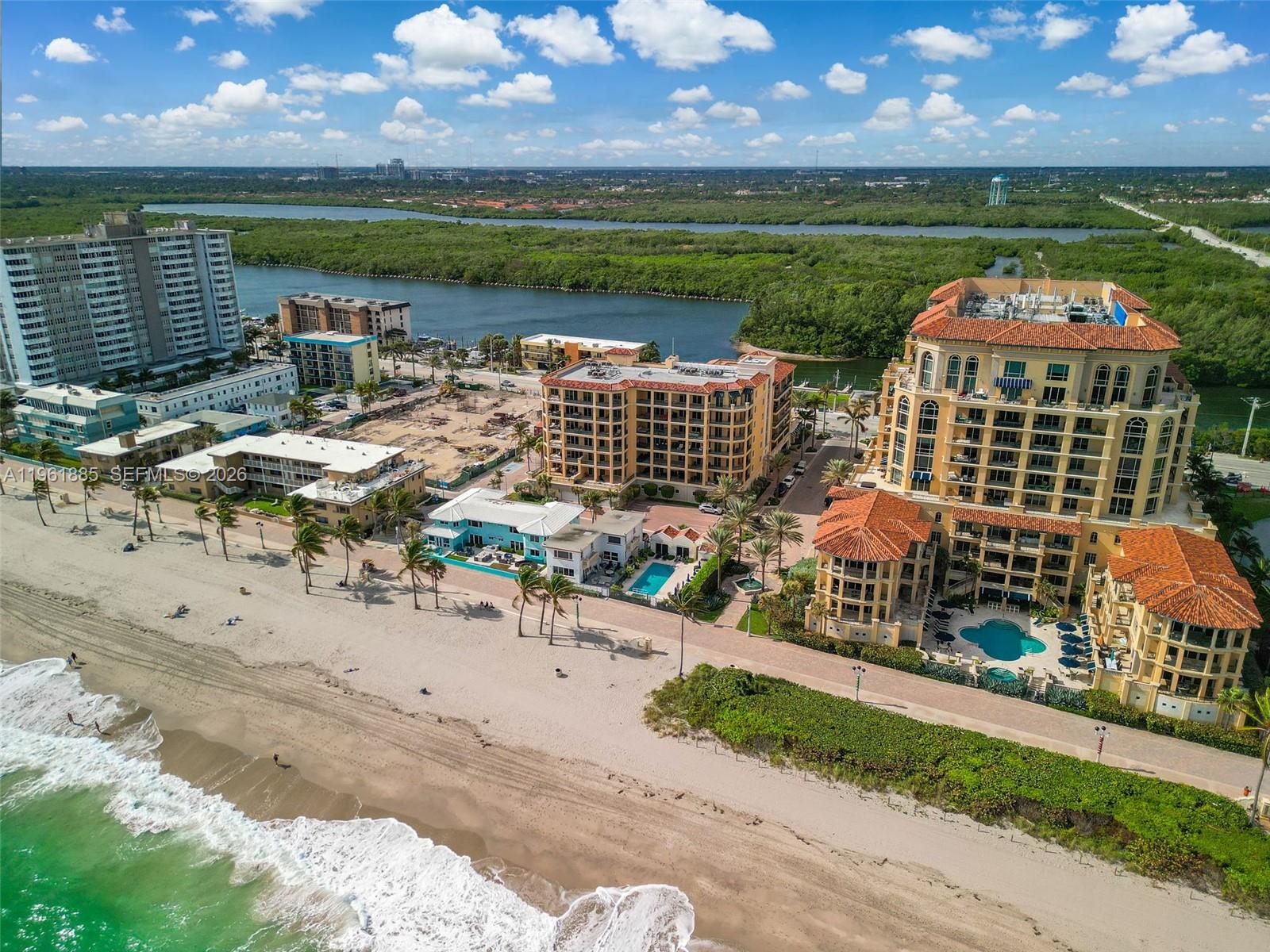 Hollywood, Florida, 33019, United States, 3 Bedrooms Bedrooms, ,4 BathroomsBathrooms,Residential,Active,2016727