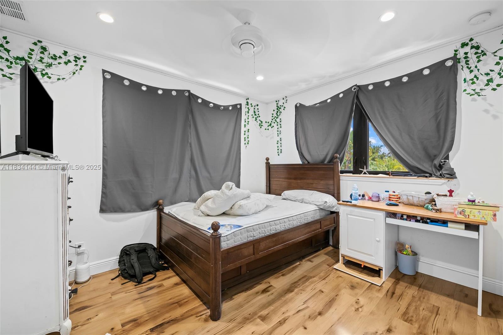 Fort Lauderdale, Florida, 33308, United States, 6 Bedrooms Bedrooms, ,5 BathroomsBathrooms,Residential,Active,1880026