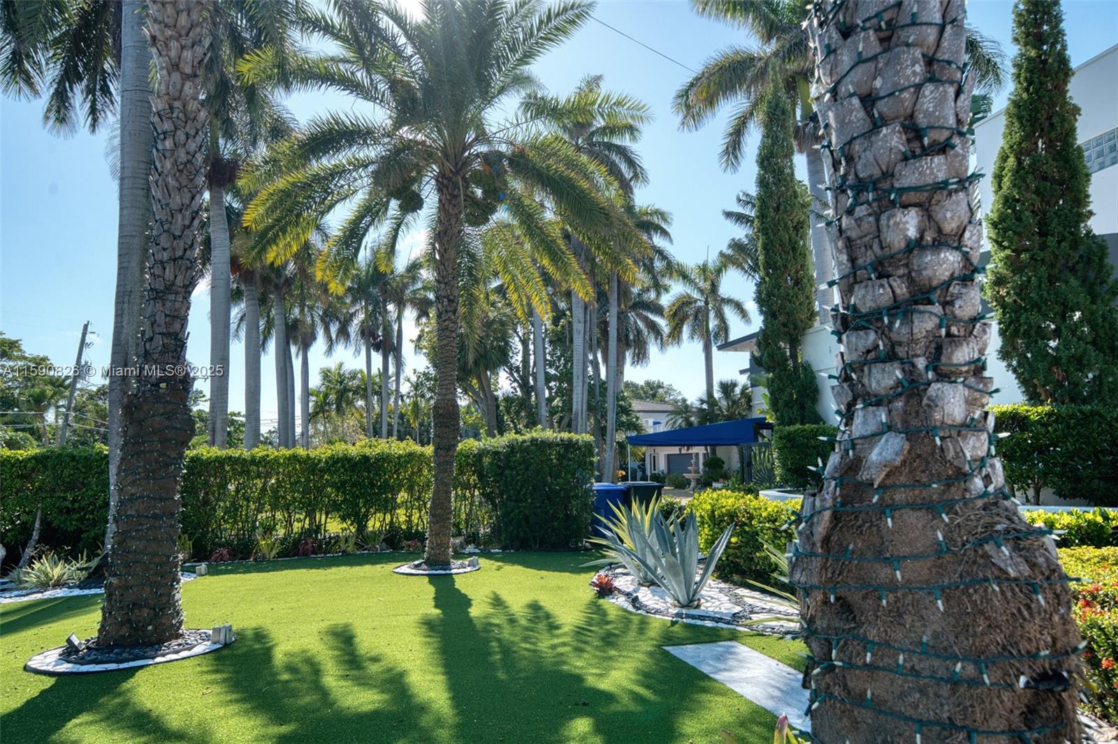 Hollywood, Florida, 33019, United States, 6 Bedrooms Bedrooms, ,6 BathroomsBathrooms,Residential,Pending,1756815