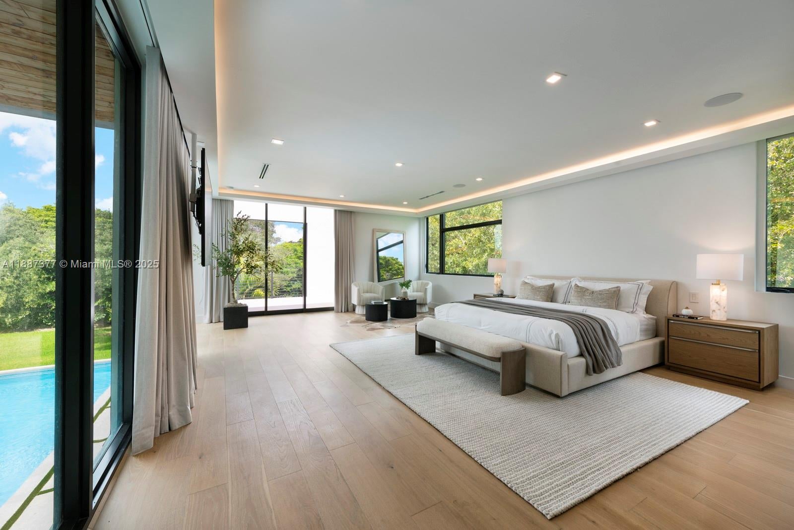Pinecrest, Florida, 33156, United States, 8 Bedrooms Bedrooms, ,9 BathroomsBathrooms,Residential,Active,1953256