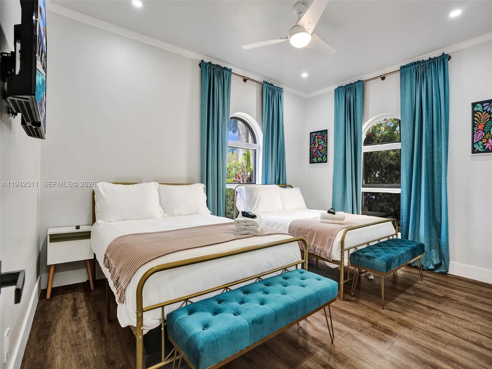 Hollywood, Florida, 33019, United States, 5 Bedrooms Bedrooms, ,4 BathroomsBathrooms,Residential,Active,2009164